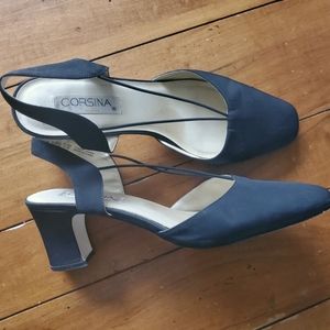 Corsina Flex Black Fabric Strappy Heels 9.5B